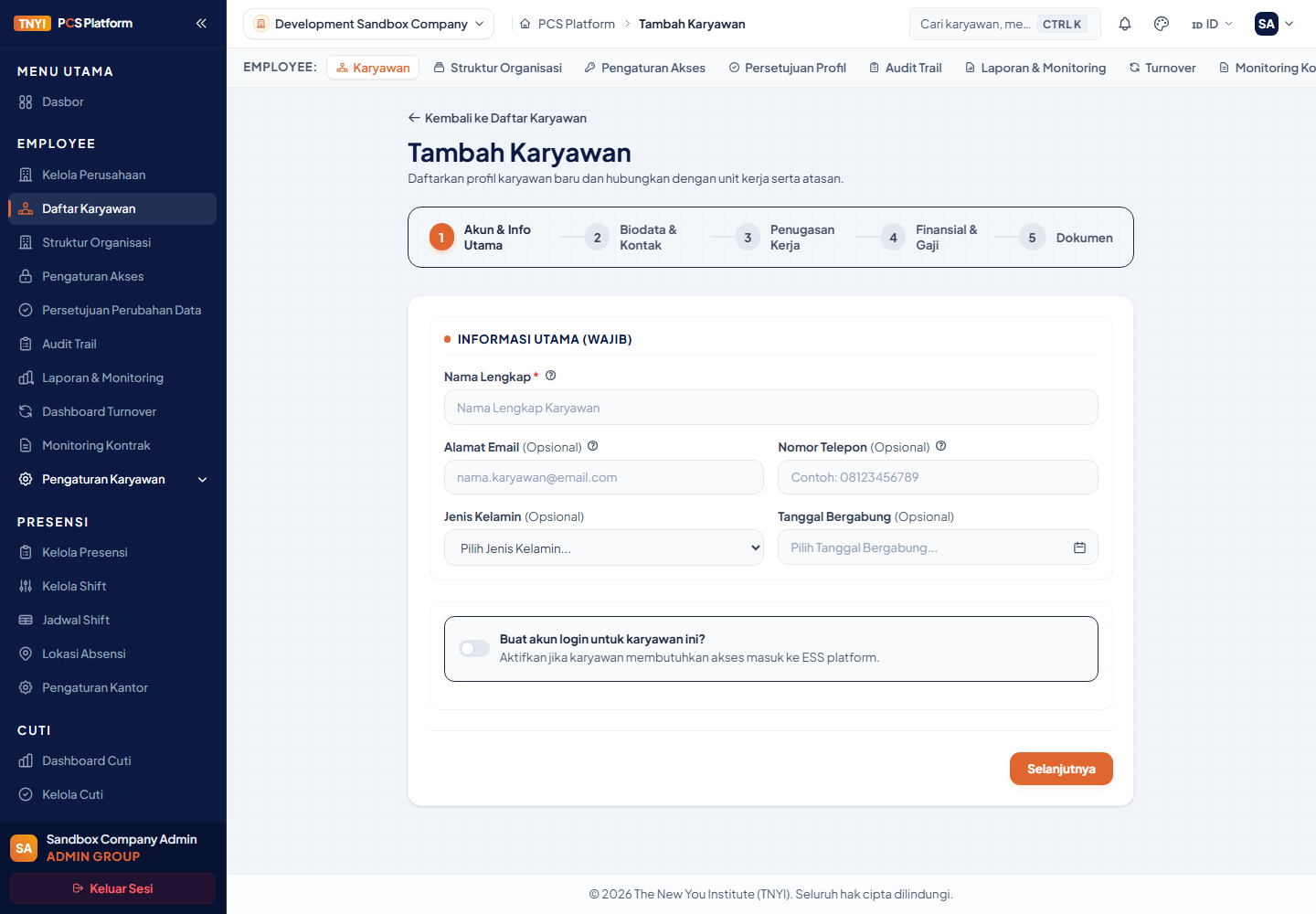 Form Tambah Karyawan tahap Akun dan Info Utama dengan navigasi lima tahap